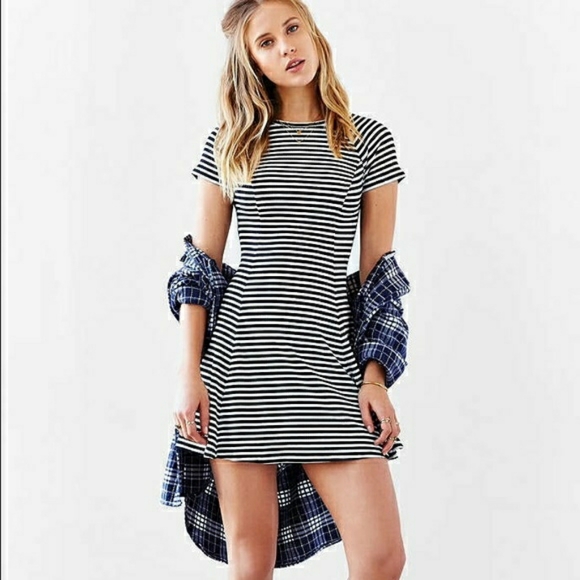 Urban Outfitters BDG Jackie Flare Tee Dress